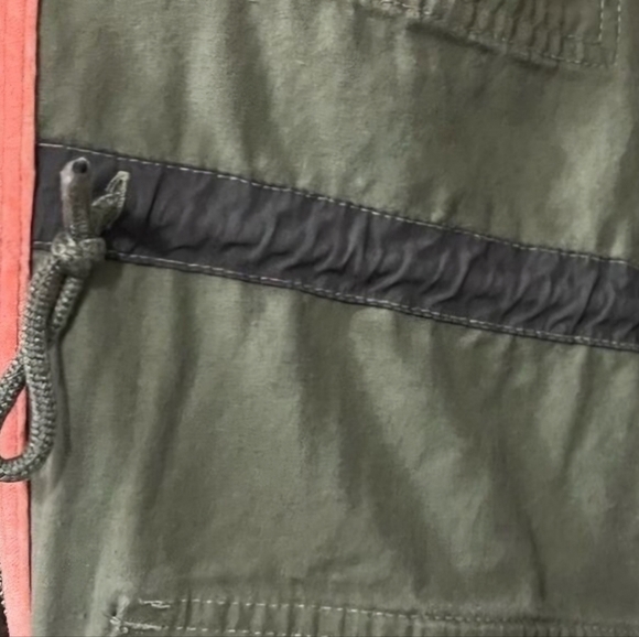 Columbia Women's Lightweight Cinchable Waist Jacket, Military Green, Size Large - Picture 4 of 6